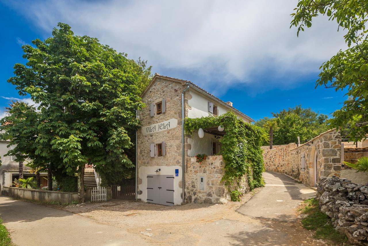 Holiday Home Jela Dobrinj Exterior foto